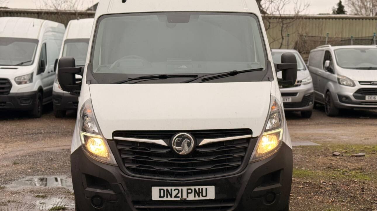 VAUXHALL MOVANO 2.3 2021 White